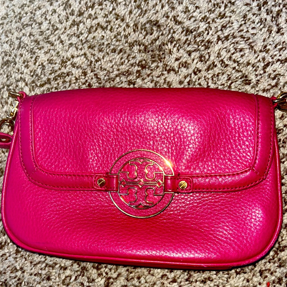 Tory Burch,pink good condition